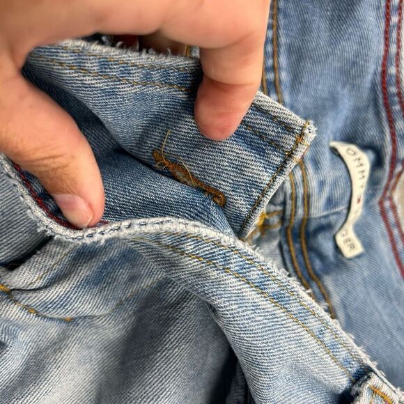 Tommy Hilfiger Vintage Side Snap Jean Shorts Women’s Size 12 - Picture 7 of 11